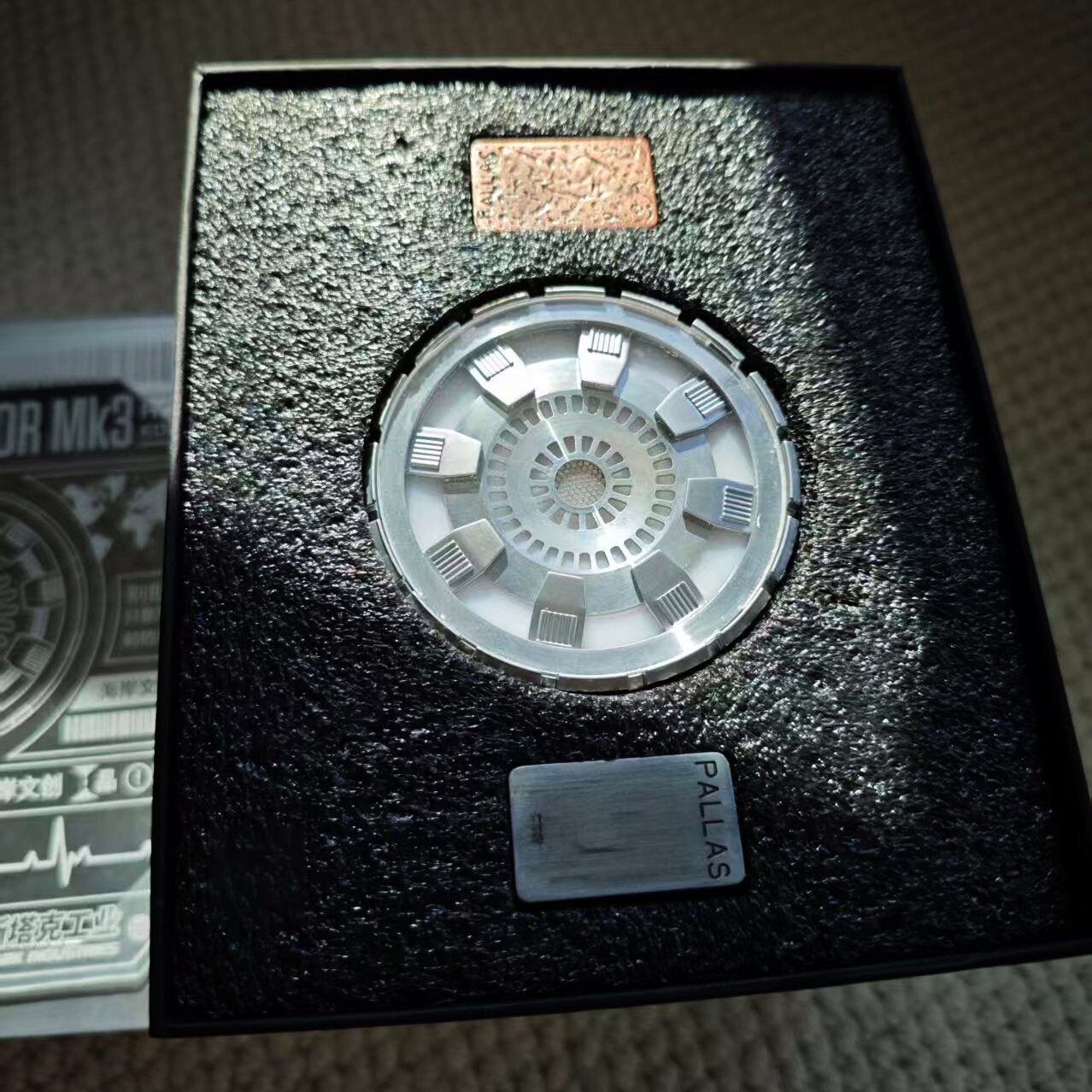 Iron Man MK6 Arc Reactor With Replaceable Palladium Core Disc