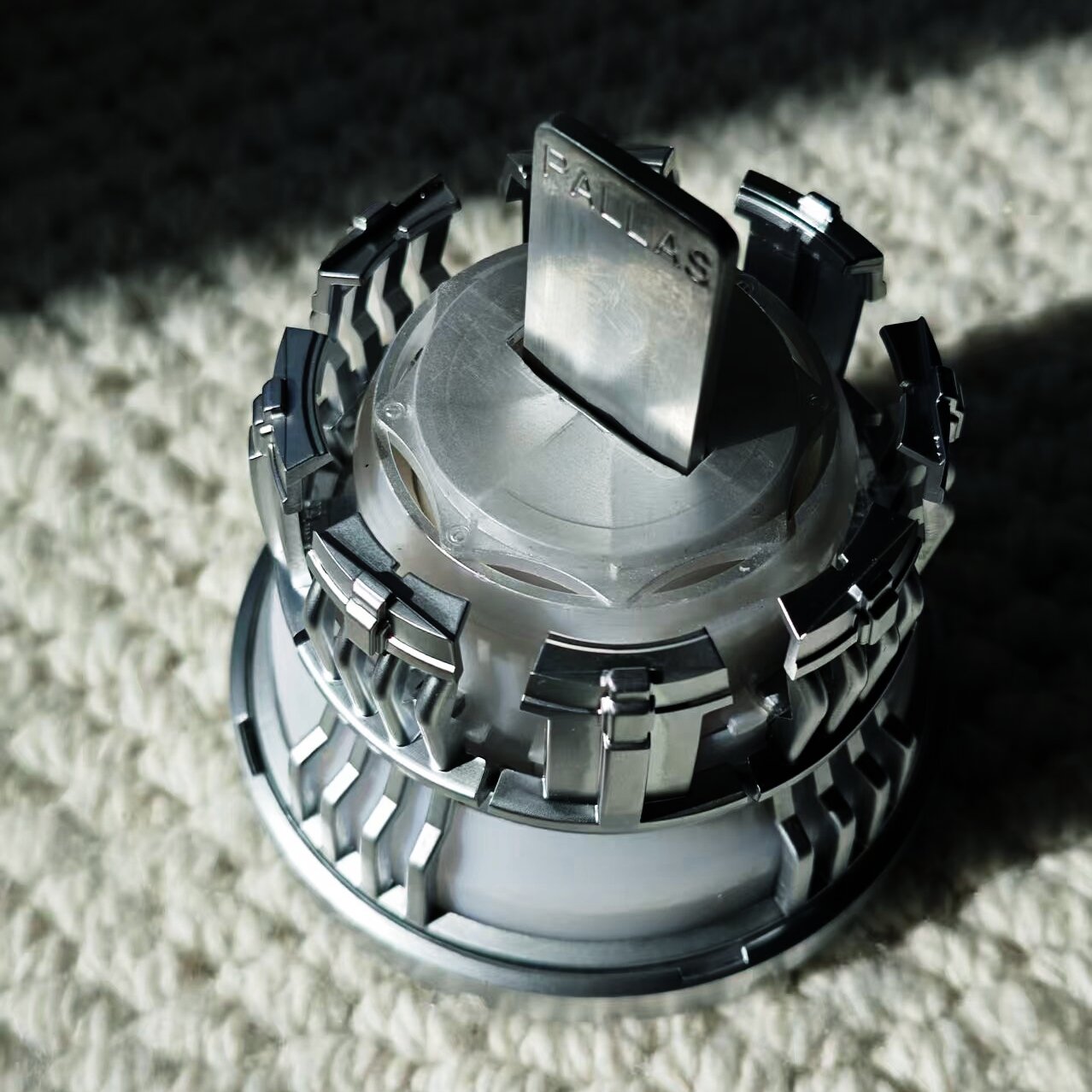 Iron Man MK6 Arc Reactor With Replaceable Palladium Core Disc