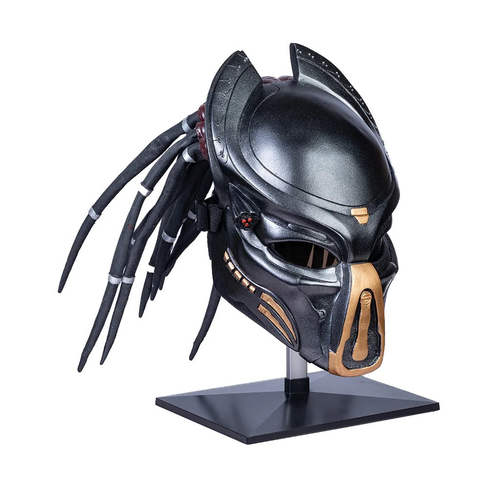 Predator Replicas Predator Mask with Dreads – GeekReplicas