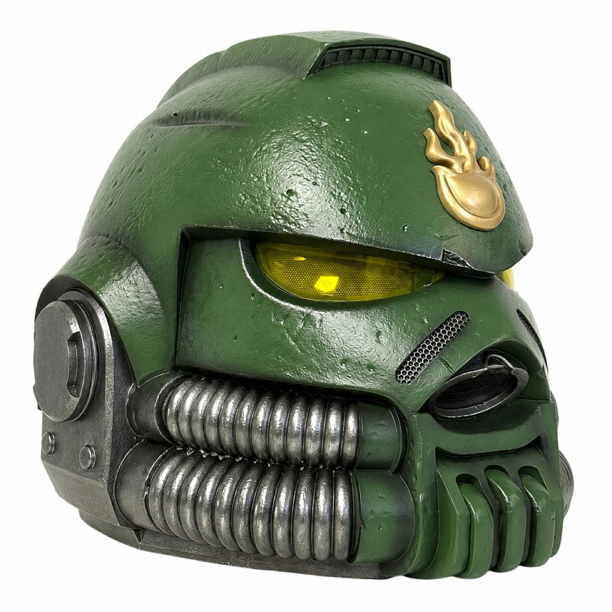 Salamanders cosmetic Space Marine wearable helmet front right three-quarter view