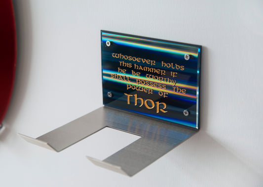 1:1 Thor Hammer Display Wall Mount