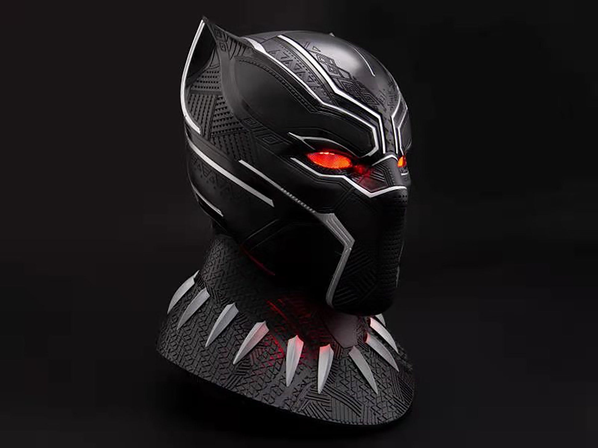 Black Panther Wearable Helmet Eye Lights Touch Control System - GeekReplicas