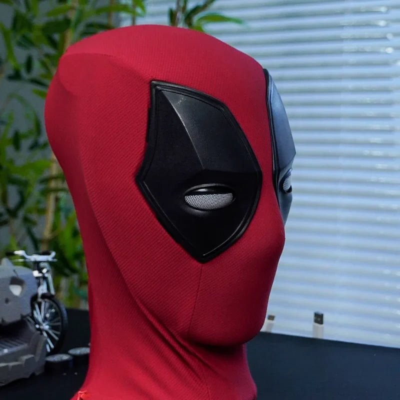 Deadpool Mask Mechanical Winking Eyes - GeekReplicas