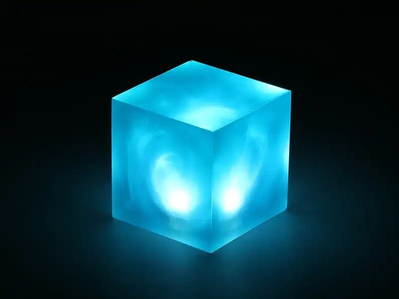 Tesseract Cube Infinity Stone Space Stone LED Light - GeekReplicas