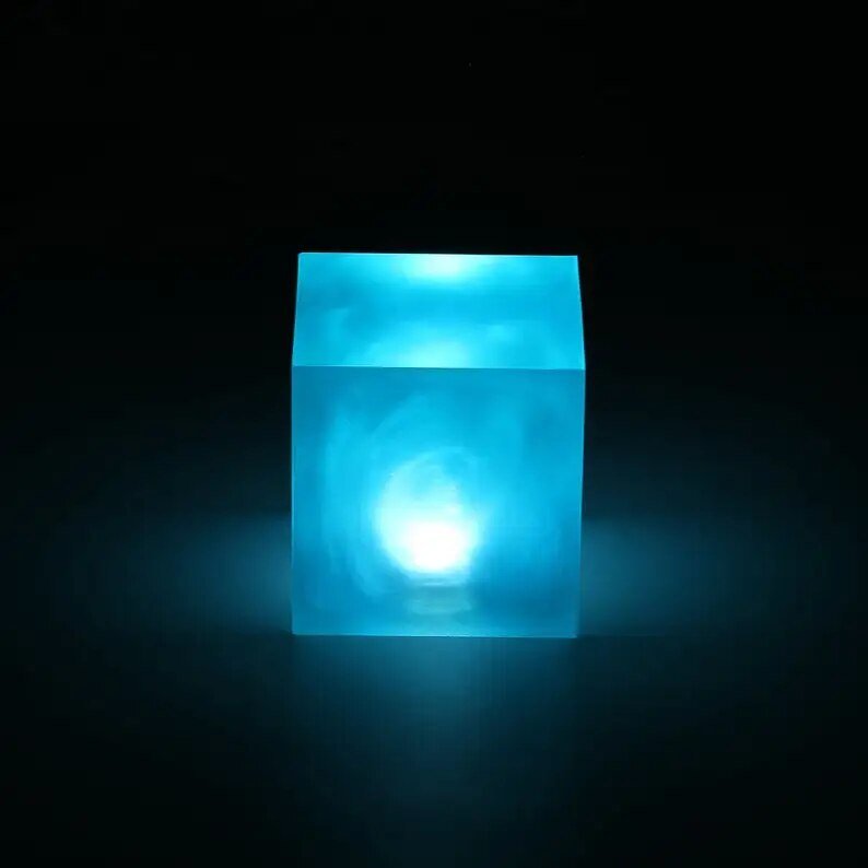 Tesseract Cube Infinity Stone Space Stone LED Light - GeekReplicas