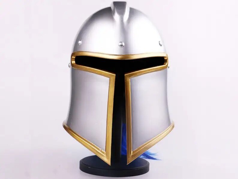 Warcraft Stormwind City Guard Footman Helmet Wearable - GeekReplicas